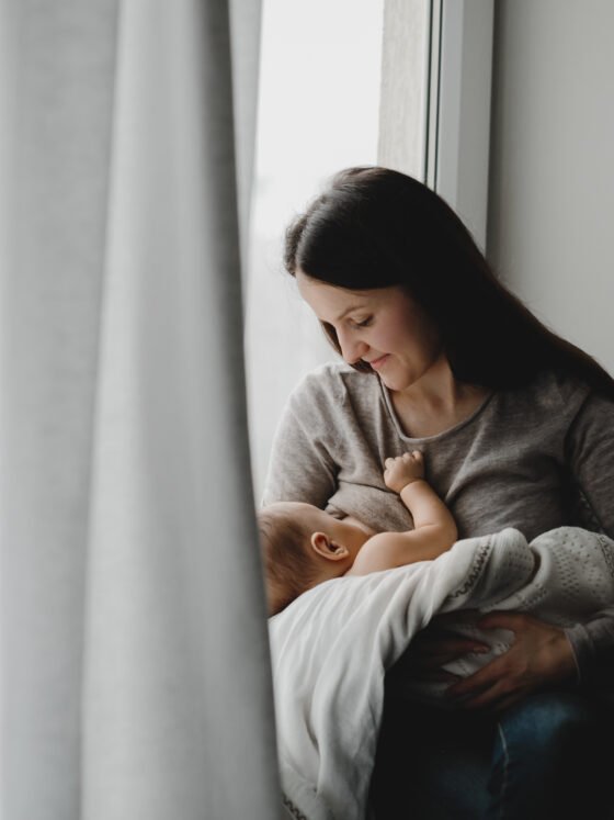 Lactancia materna: beneficios reales, mitos y consejos prácticos para mamás primerizas