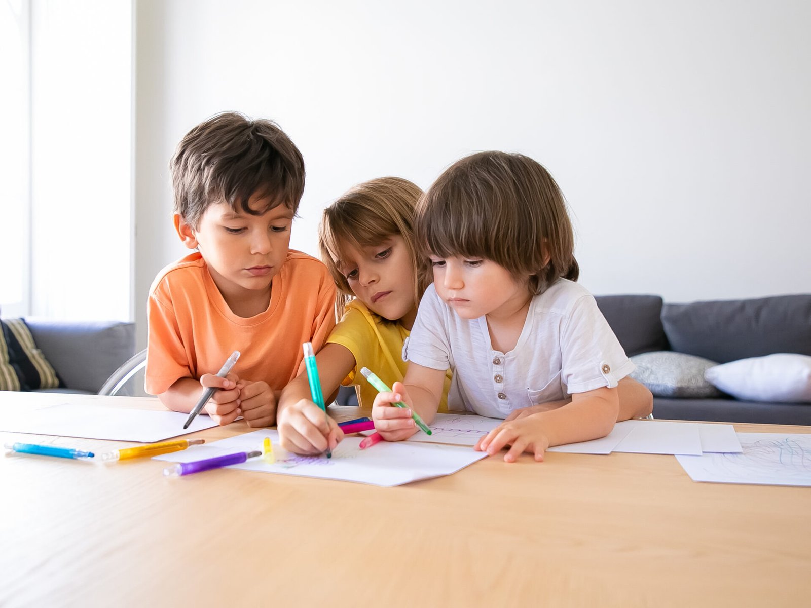Educación en casa o “homeschooling ” en la primera infancia:Guía práctica sobre las metodologías de aprendizaje más conocidas: Montessori, Waldorf y Singapur.