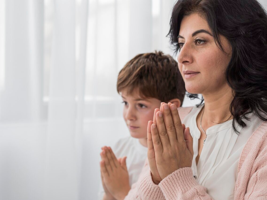Cómo vivir la Cuaresma y la Semana Santa desde la maternidad