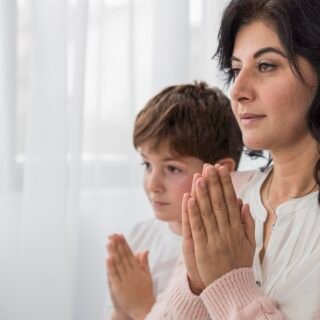 Cómo involucrar a tus hijos en la cocina + 15 recetas fáciles para hacer juntos