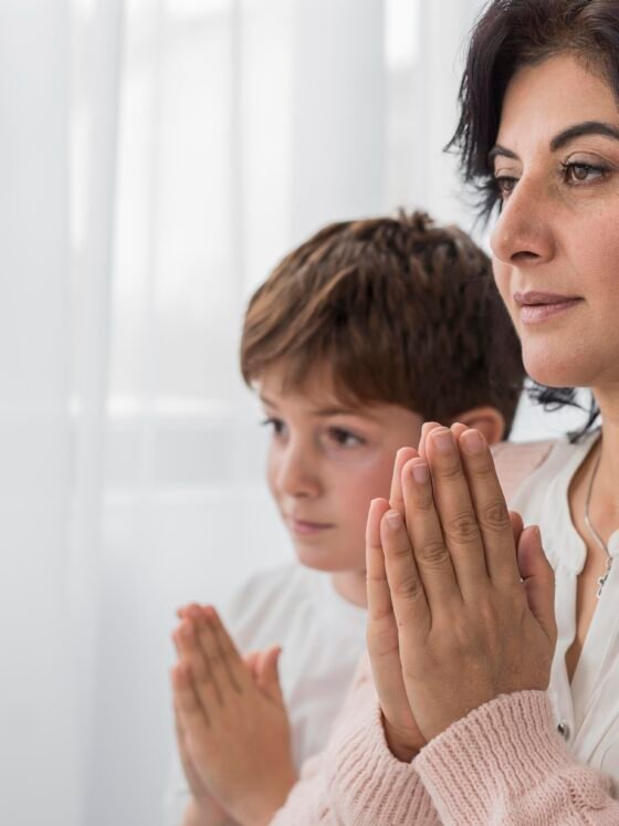 Cómo vivir la Cuaresma y la Semana Santa desde la maternidad